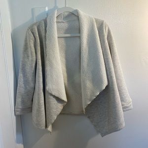 Old navy kids cream cardigan L10/12
